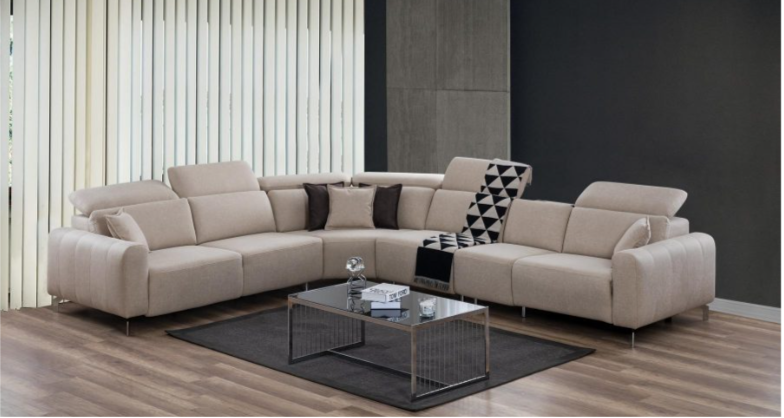 SECTIONAL CORNER WITH RECLINER AND BED
