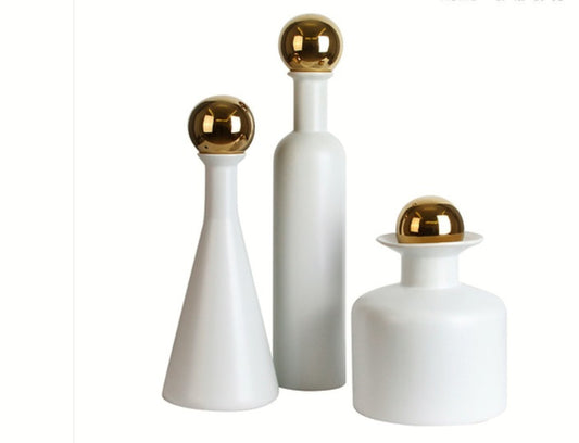 White+ Golden ball Vase-C