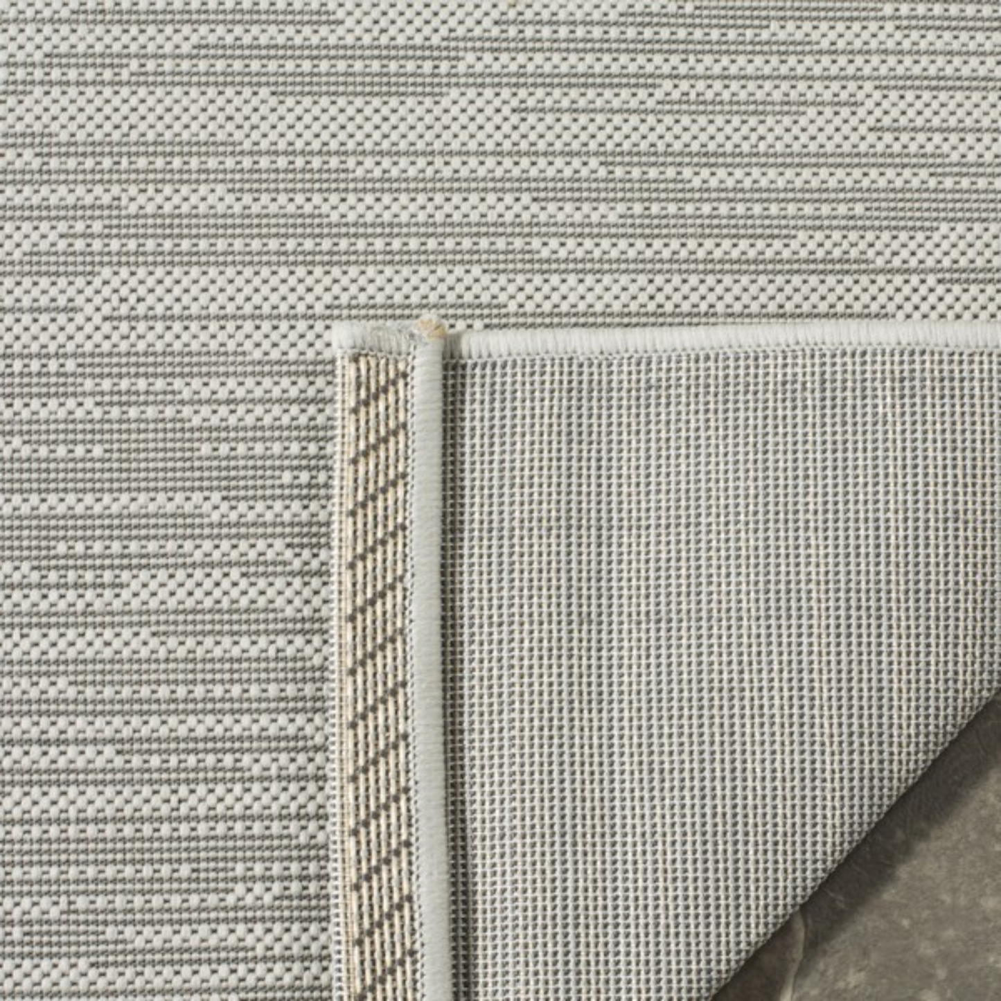 ALFOMBRA COURTYARD LIGHT GREY SF