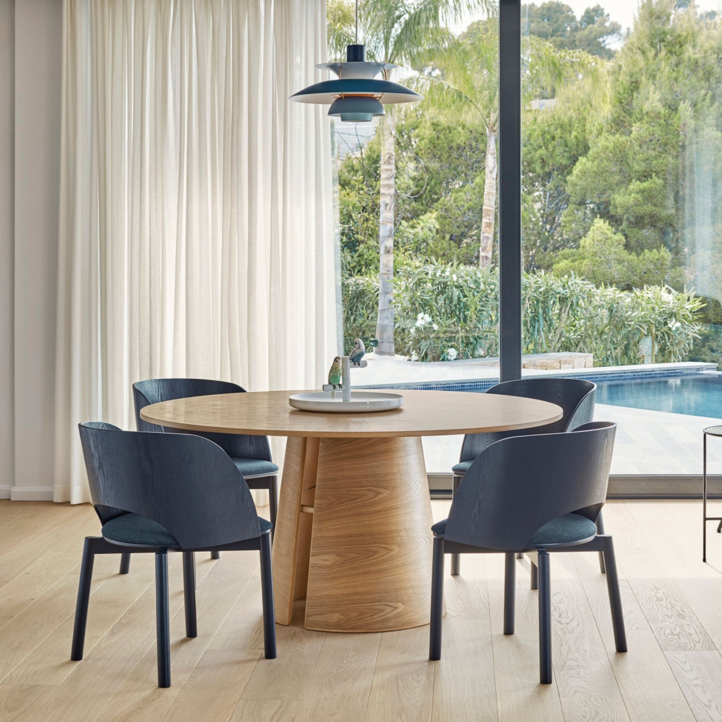 MESA DE COMEDOR CEP ROBLE TLT